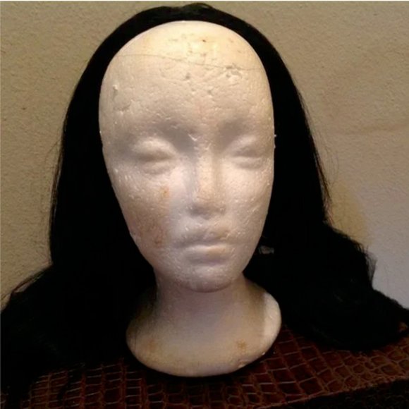 Outre' Quick Weave Black Synthetic Long Wig - Picture 1 of 9